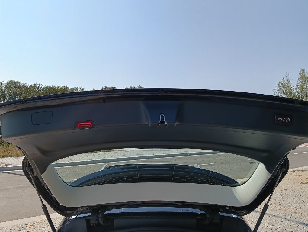 Mercedes Benz C300 e