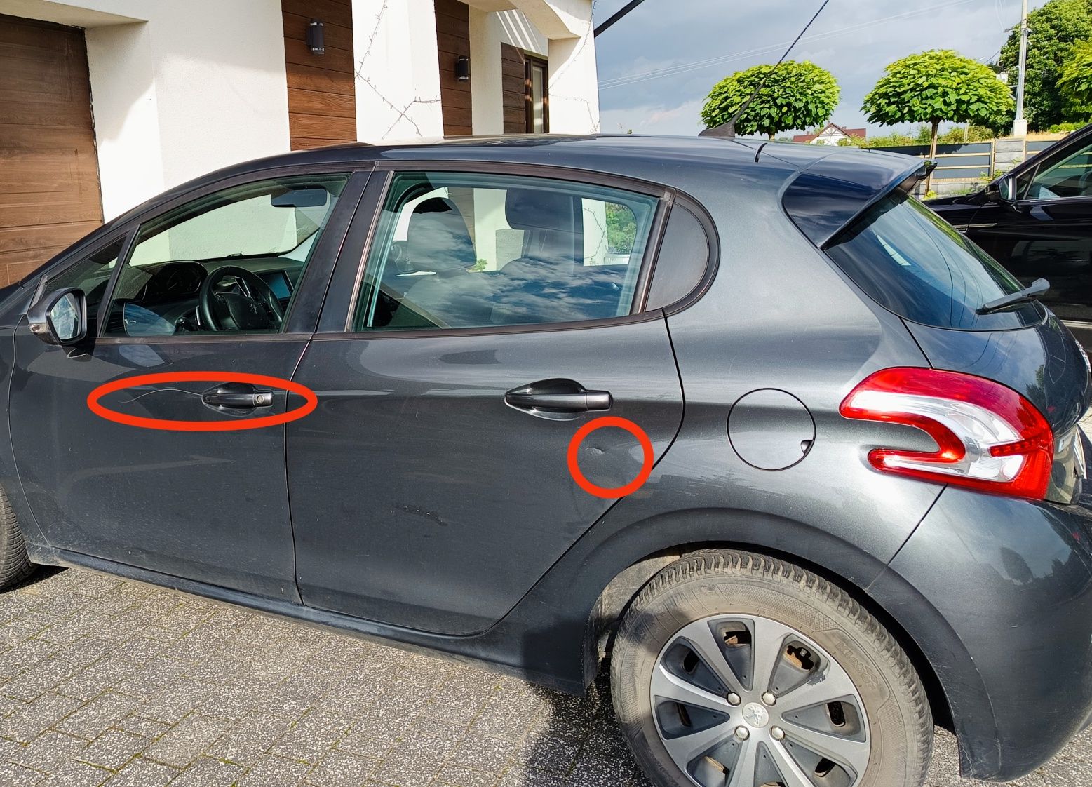 Peugeot  208 automat