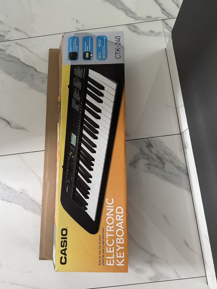 Casio keyboard ctk-240