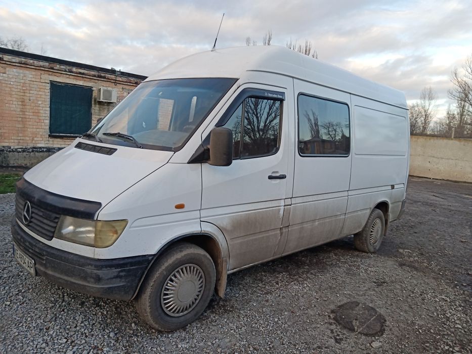 Продам Mercedes sprinter 212D