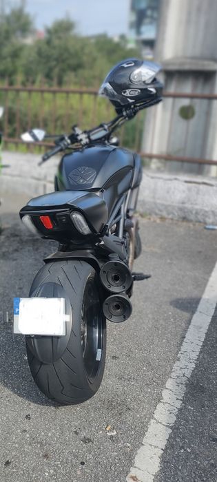 Ducati Diavel Carbon