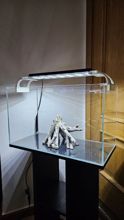 Aquario 60cms (Crystal Clear) + Movel + Filtro SunSun 1000 + Luz