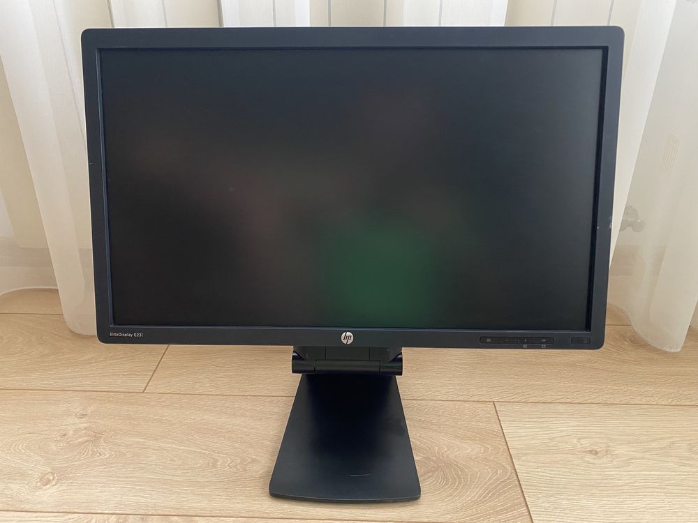 Монітор HP EliteDisplay E231(23’’, Full HD, Display port, VGA)