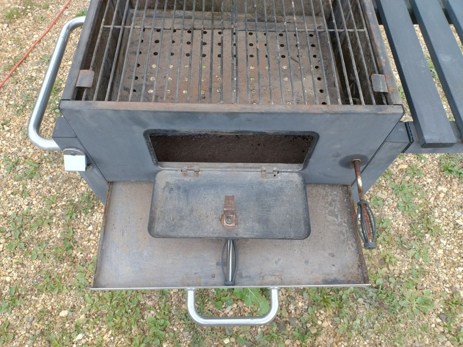 Grill węglowy regulacja paleniska