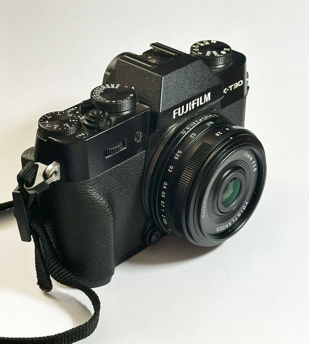 Об'єктив Voigtlander COLOR-SKOPAR 18mm F2.8 Aspherical для Fujifilm X