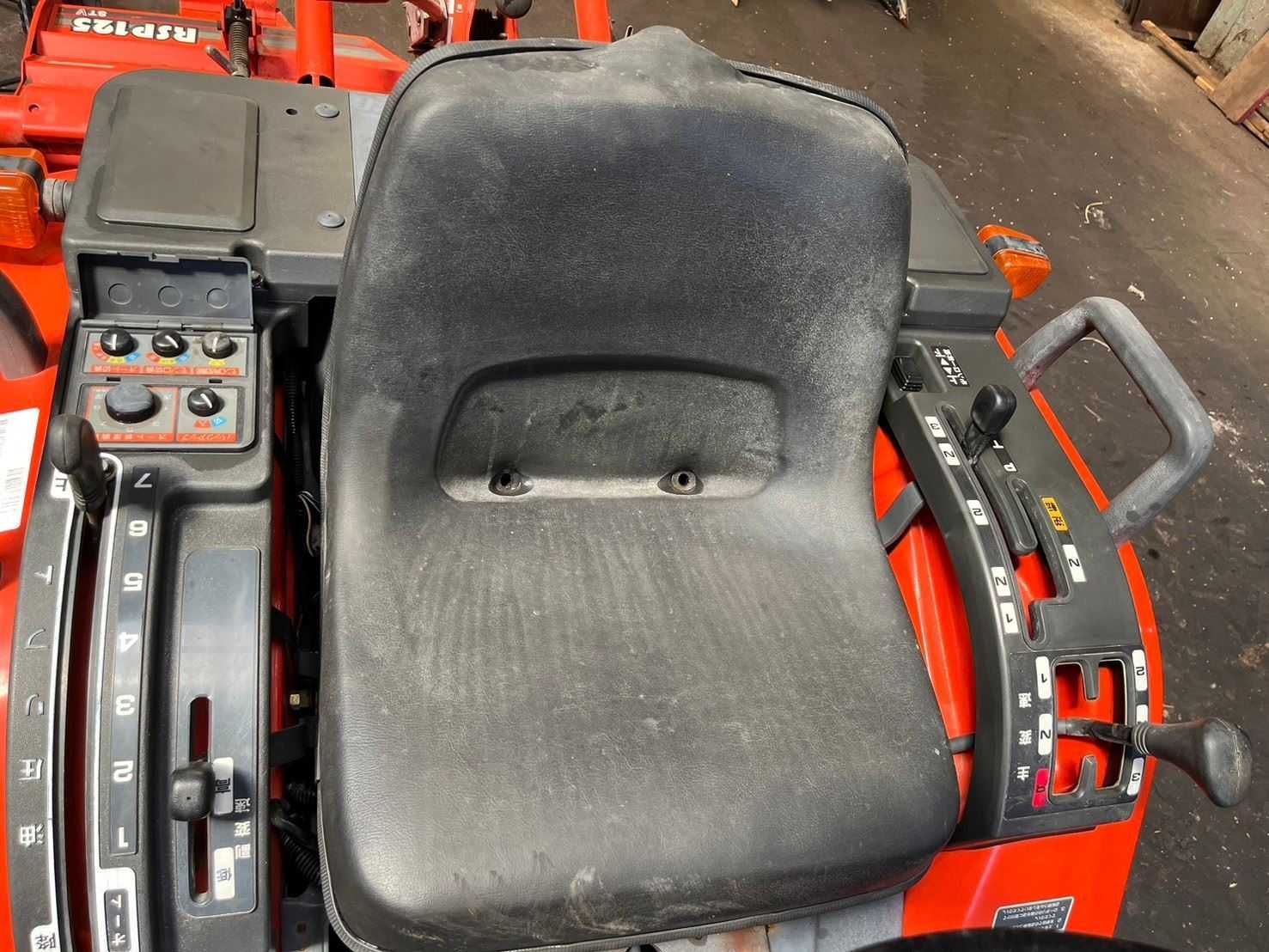 Traktor Kubota A-155DT