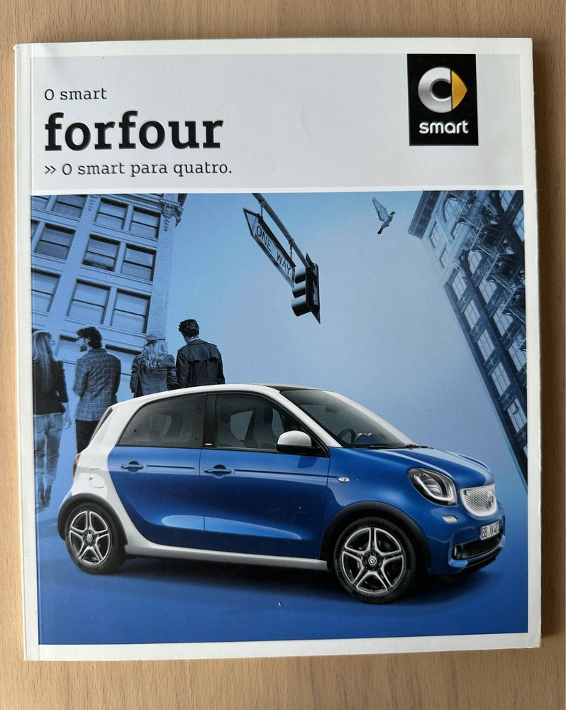 Folheto - Smart Forfour - Apresentação de Modelo