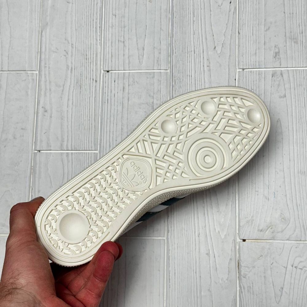 Кросівки adidas spezial