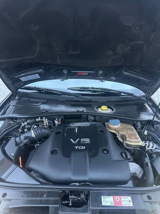 Продам Ауди А 4 ,2,5 турбо-дизель