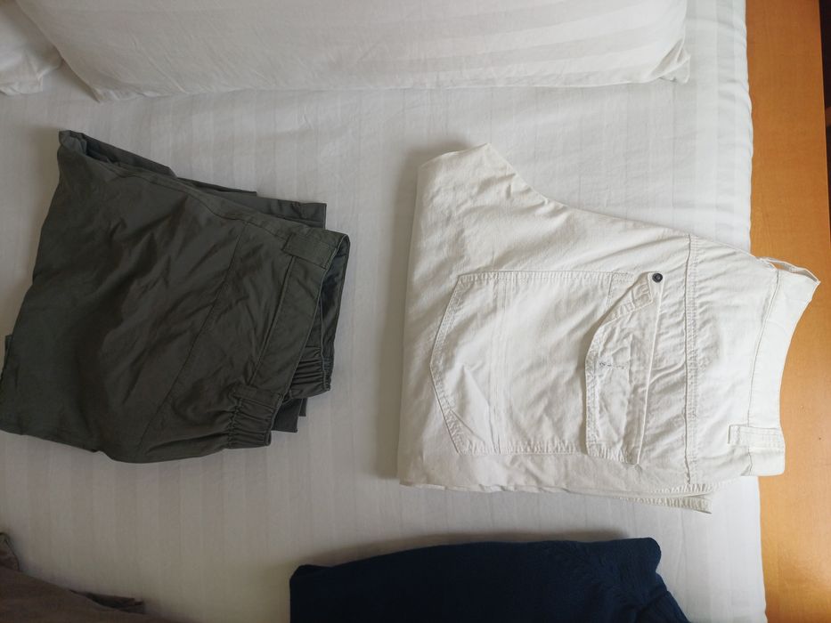 Camisolas, polos e calcas