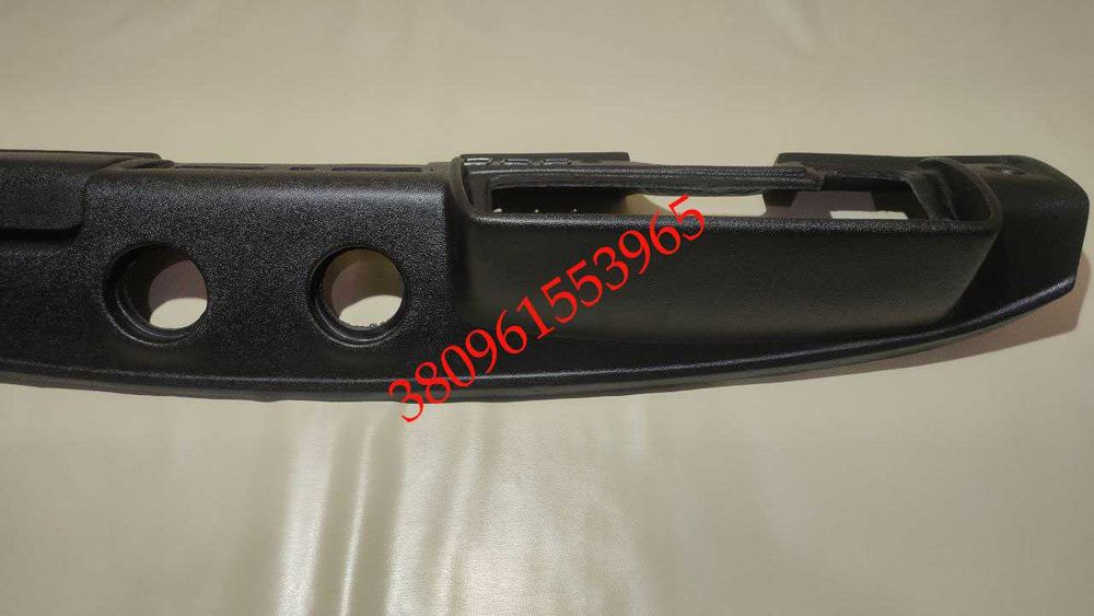 Панель приборов ВАЗ2121 старого образца с крышкой бардачка(новая)