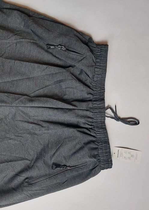 Spodnie męskie dresowe bez ściągaczy Dun Y-41392 r 4XL obwód do 124cm