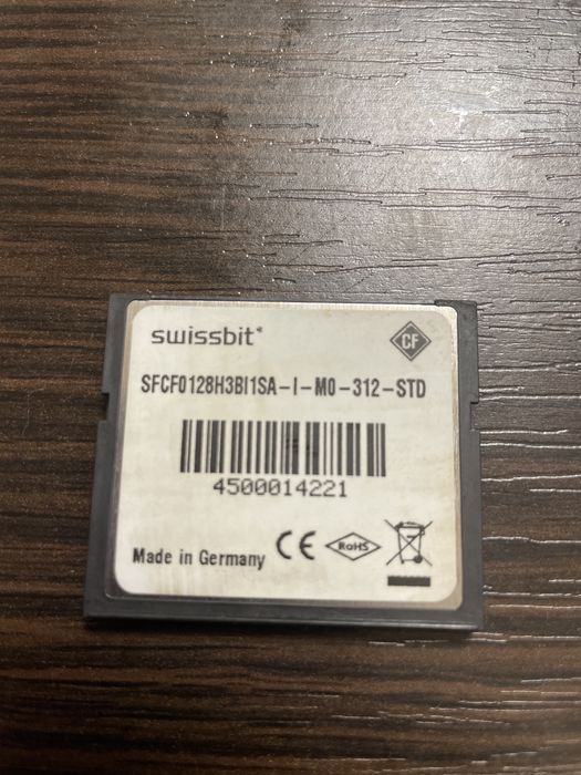 Карта памяти CompactFlash Swissbit