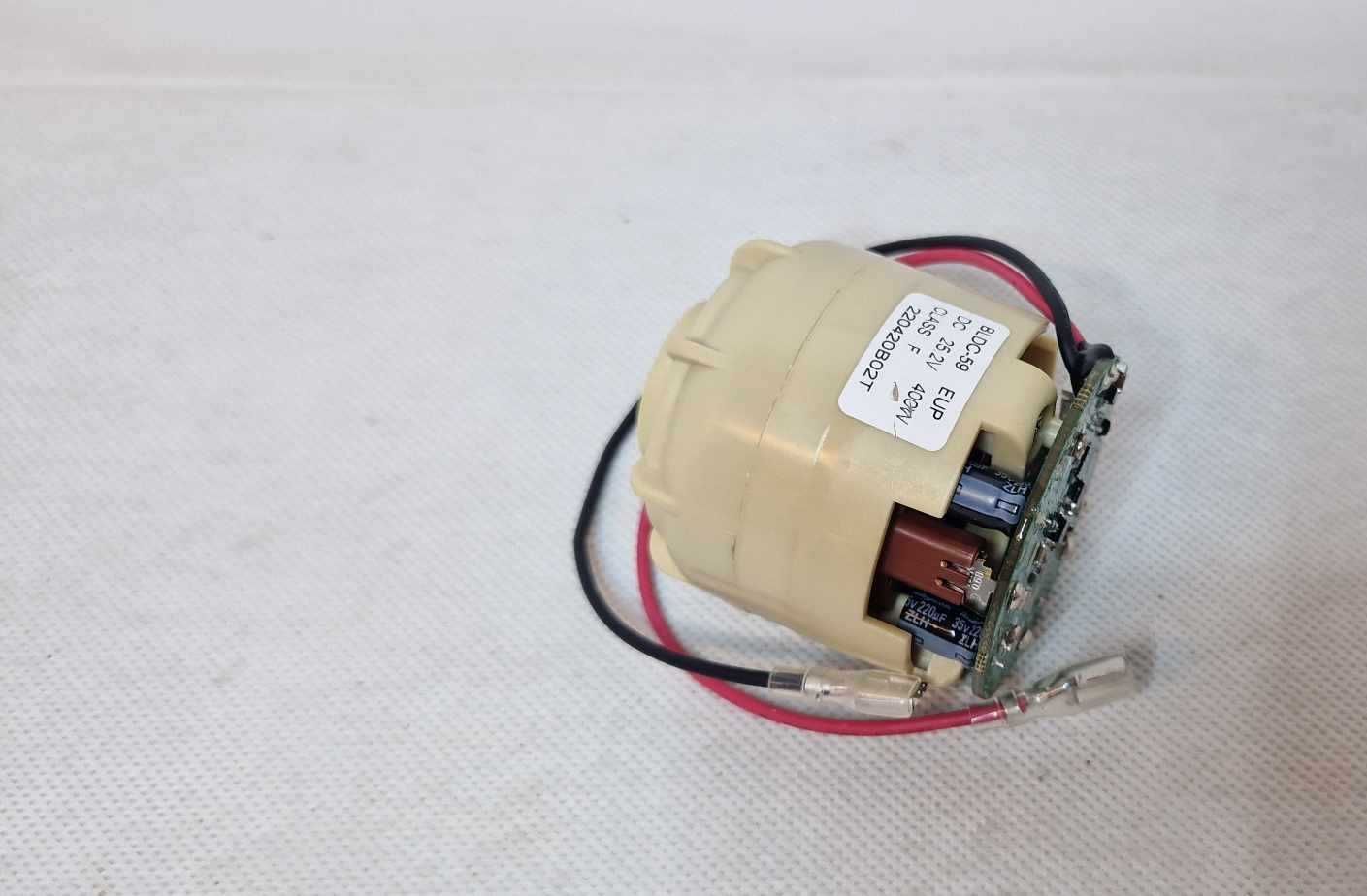 Silnik do odkurzacza  pionowego Redkey F10