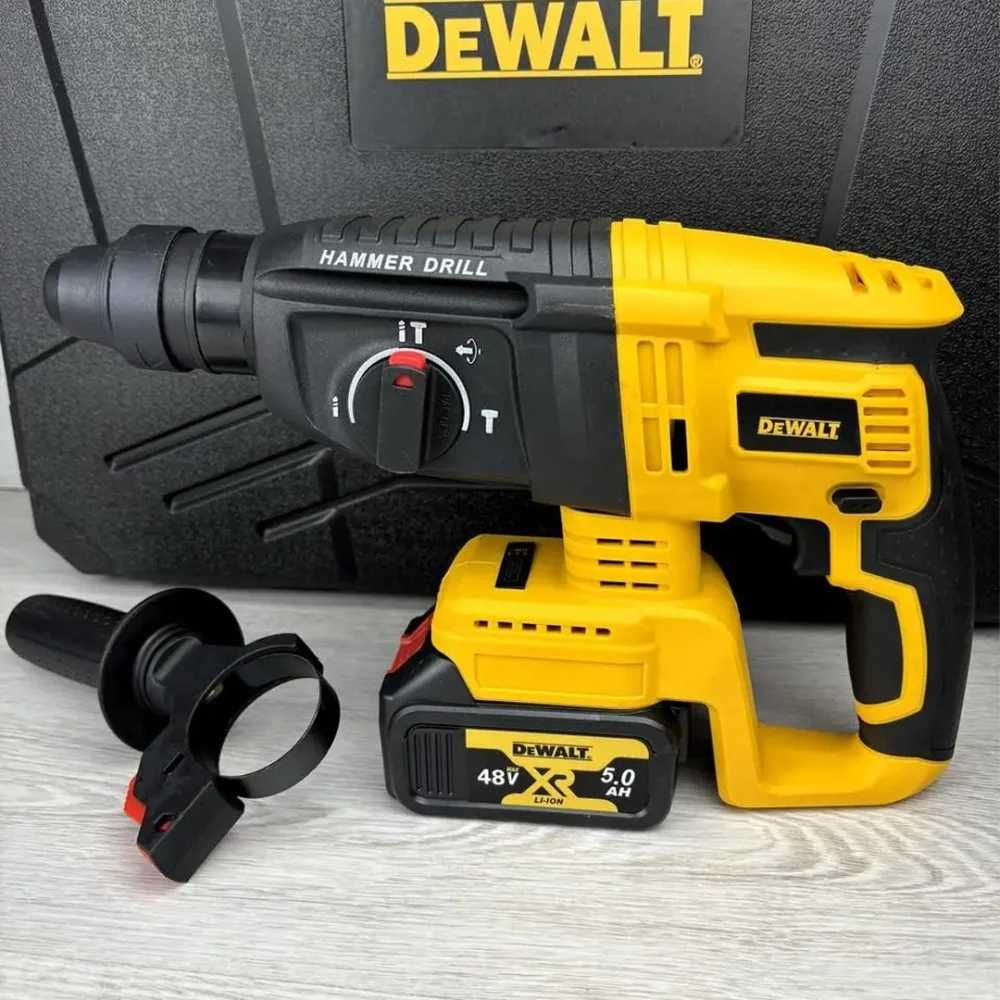Набір акумуляторних електроінструментів DeWALT 3 в 1. Арт. 9848