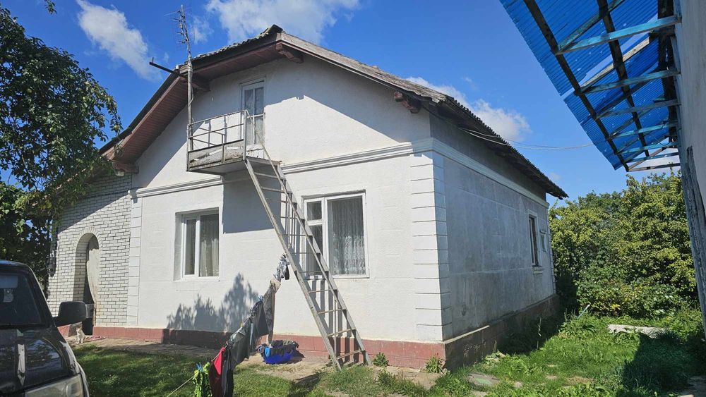 Будинок с. Підзамочок