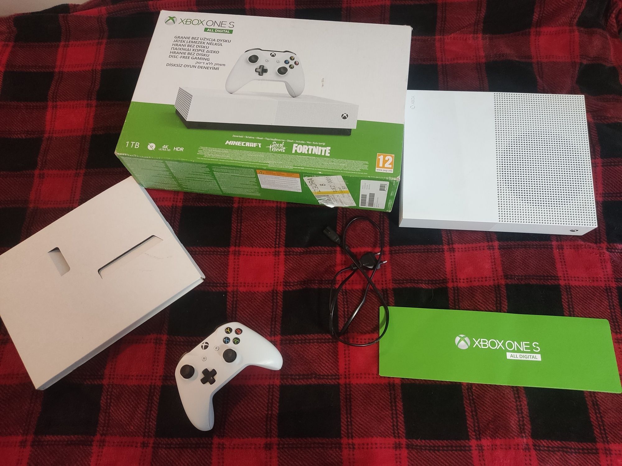 Xbox one s (all digital) 1TB