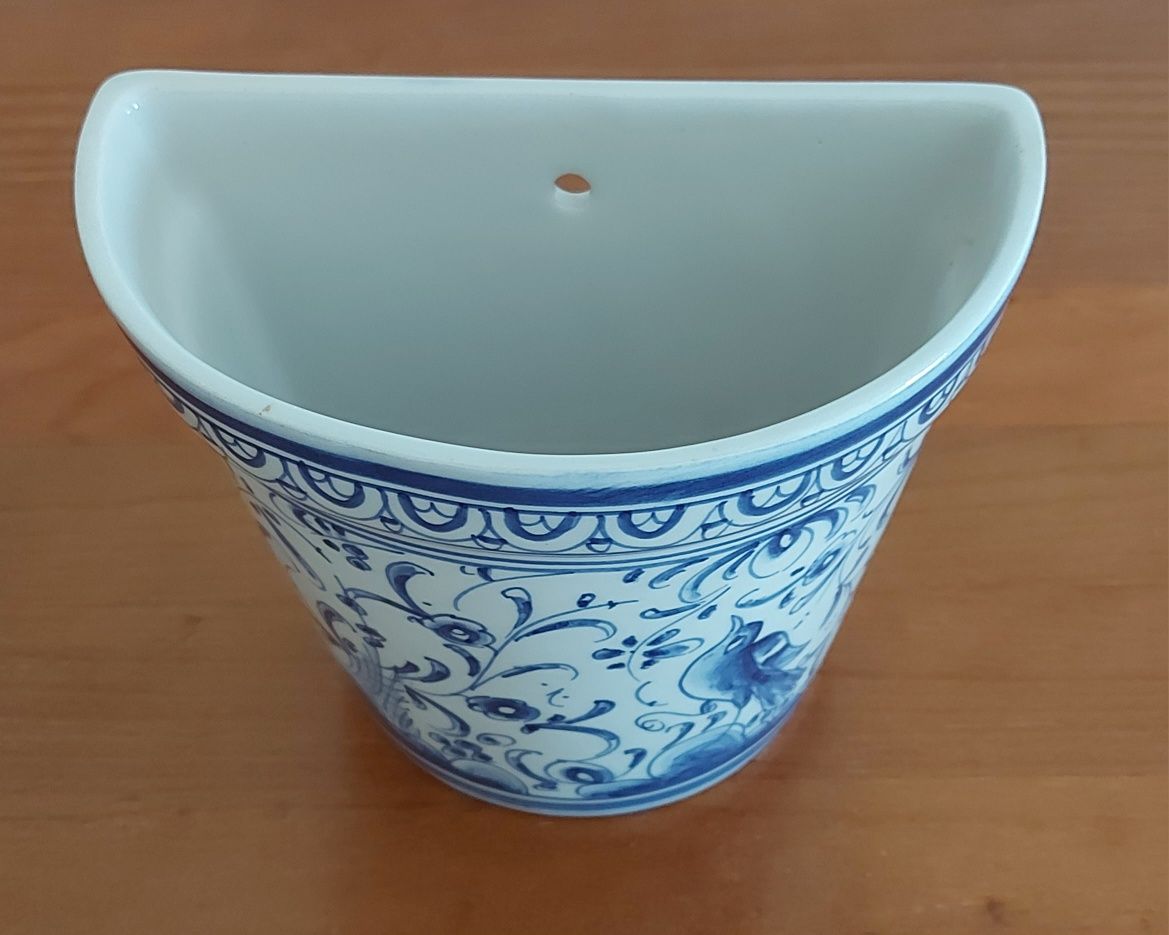 Vaso de parede em cerâmica (Conimbriga))