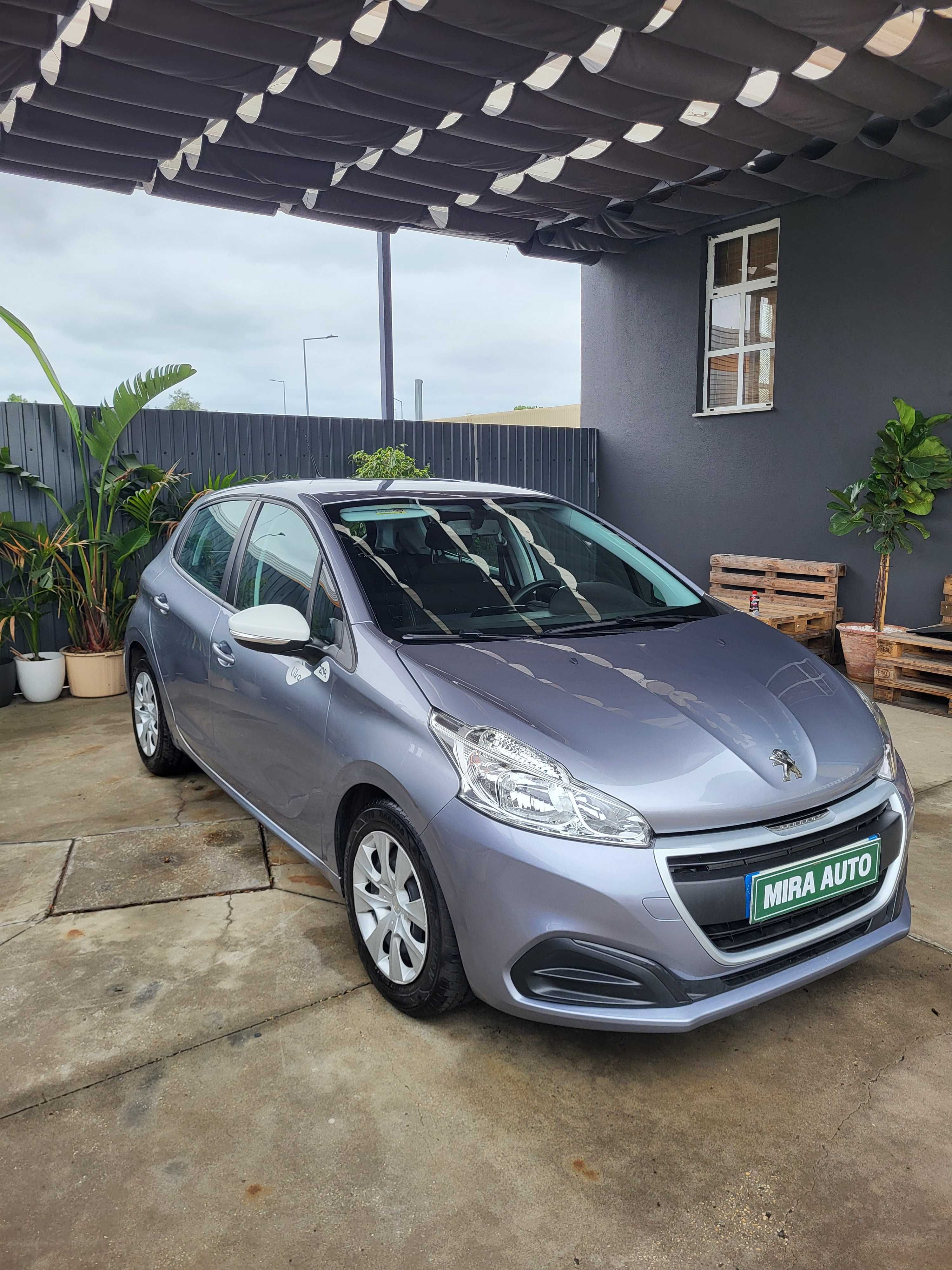 Peugeot 208 1.2vti