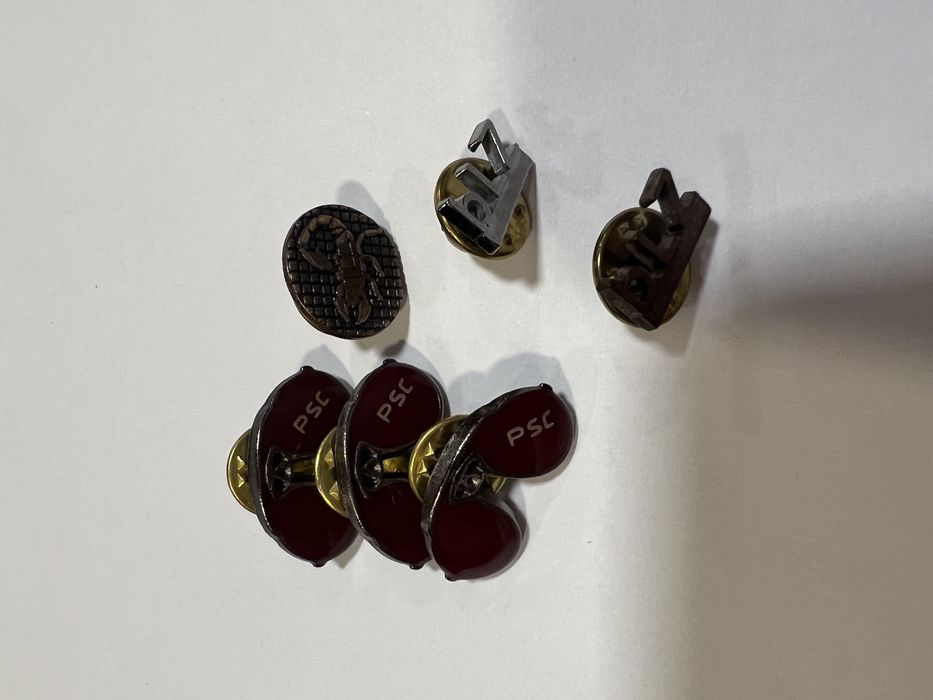 Значок на одяг