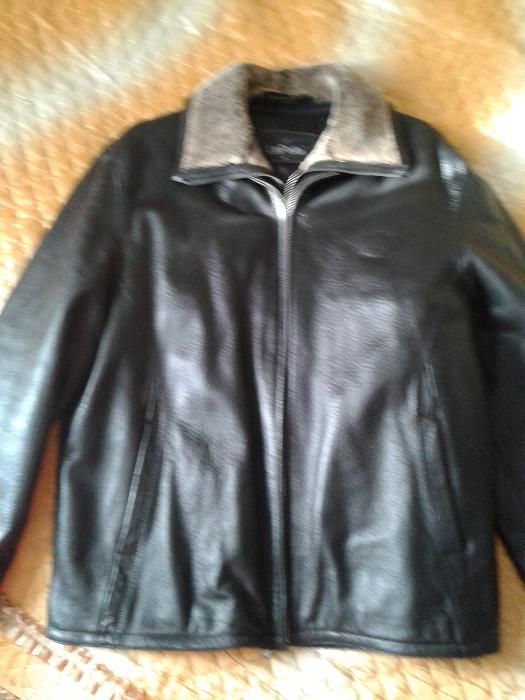 Продам кожаную куртку