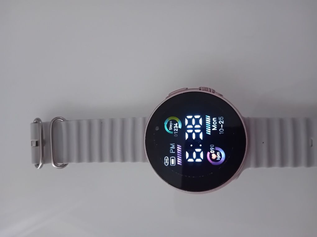 Zegarek dotykowy led nowy świetne zapięcie