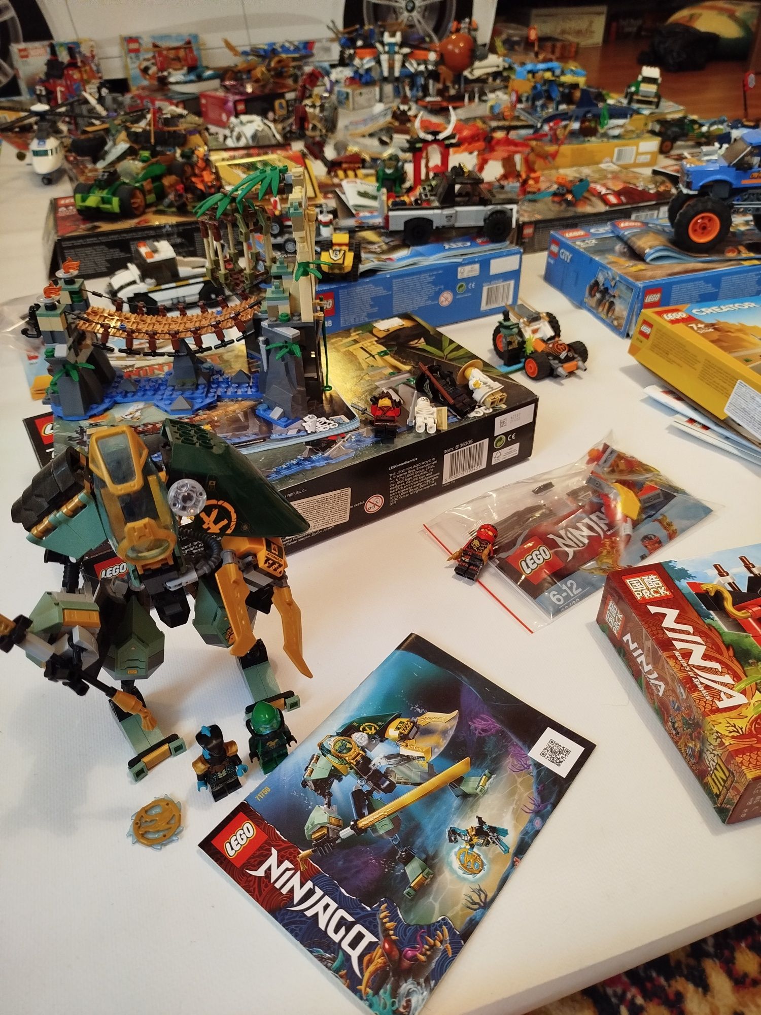 Lego наборы Ninjago, Creator и City.