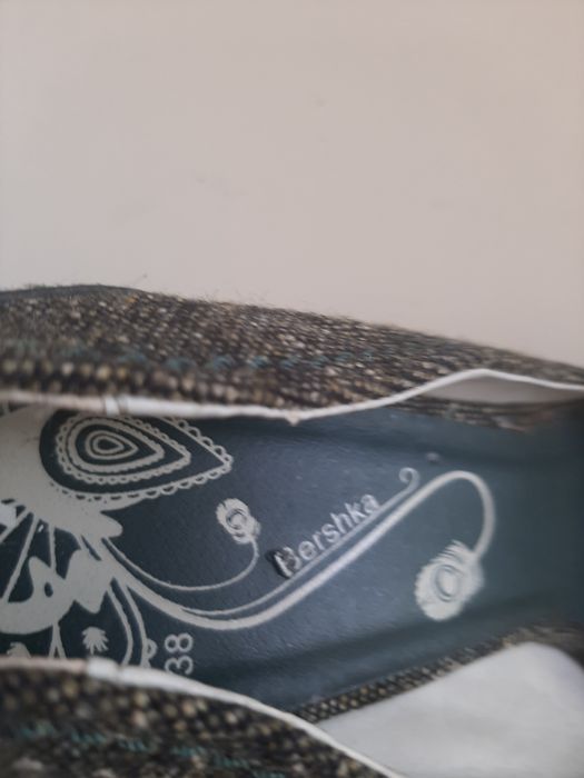 Sapatos usados uma vez