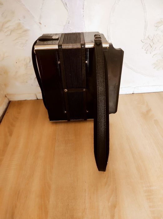 Продам гармонь в гарному  стані