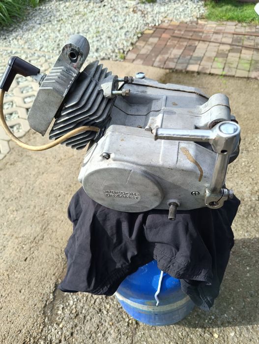 Silnik od Rometa motorynki