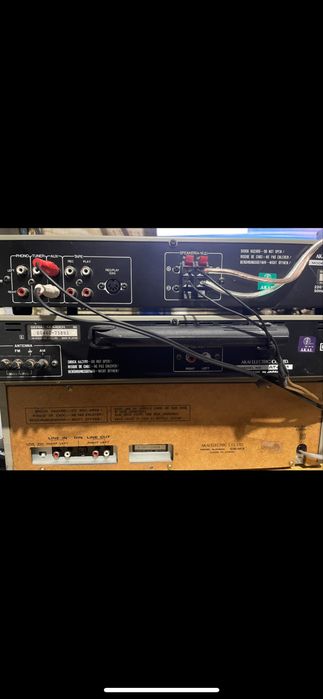 Стереопідсилювач AKAI AM-U11