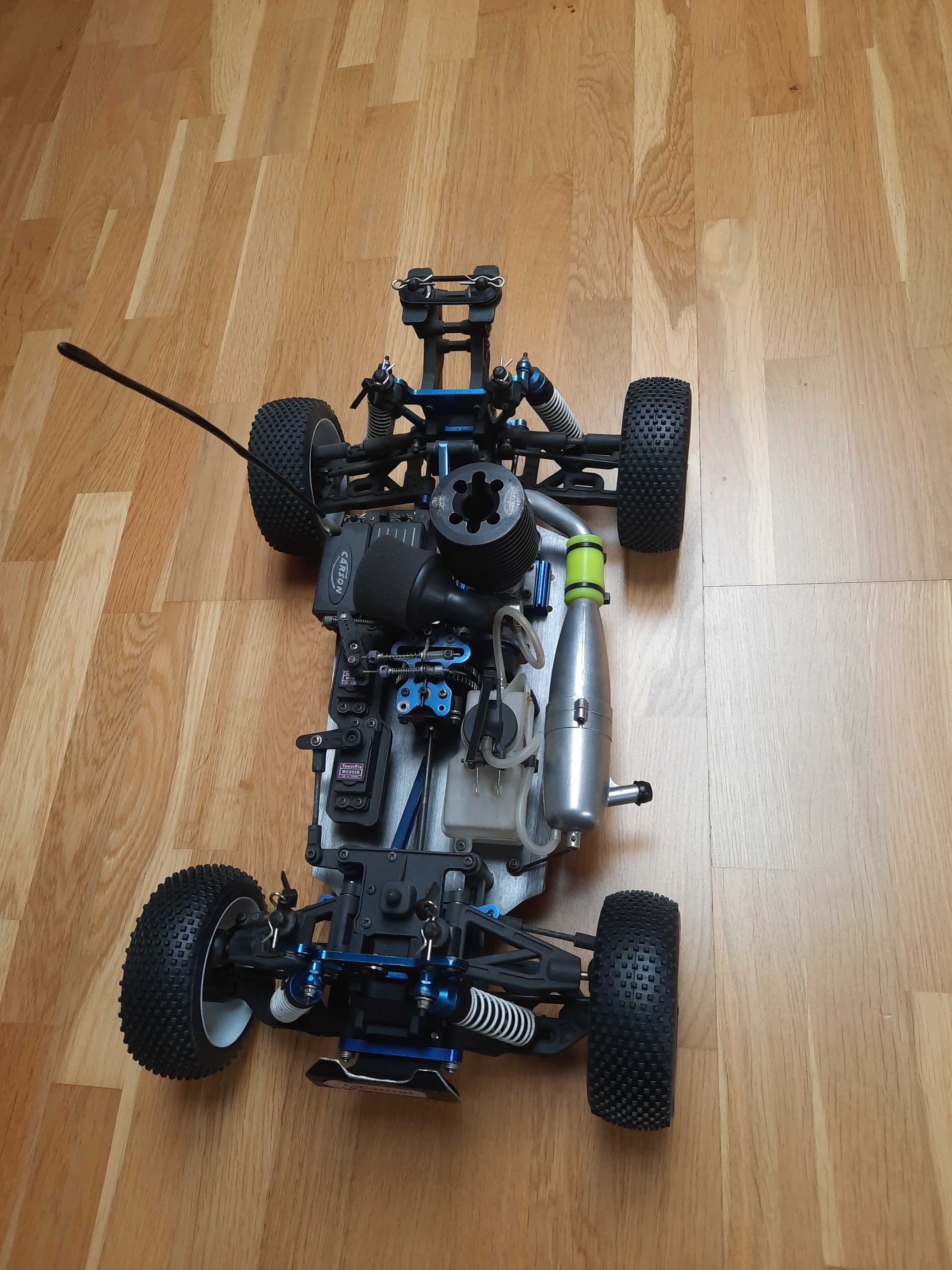 Carson Thor 28 model spalinowy