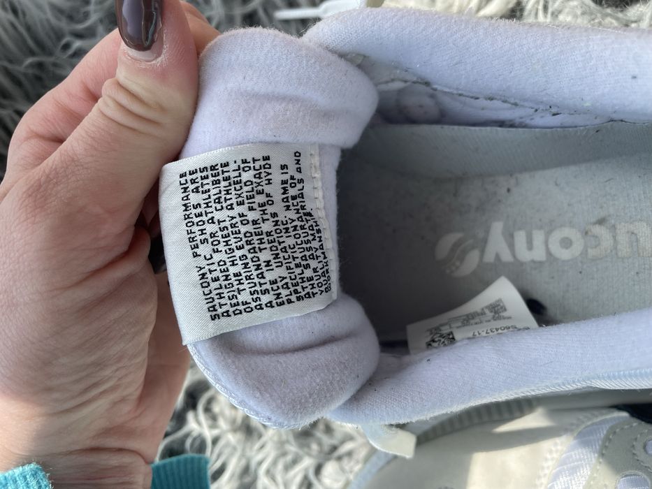 Кроссовки Saucony