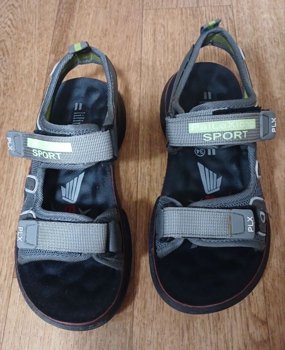 Продам Босоножки