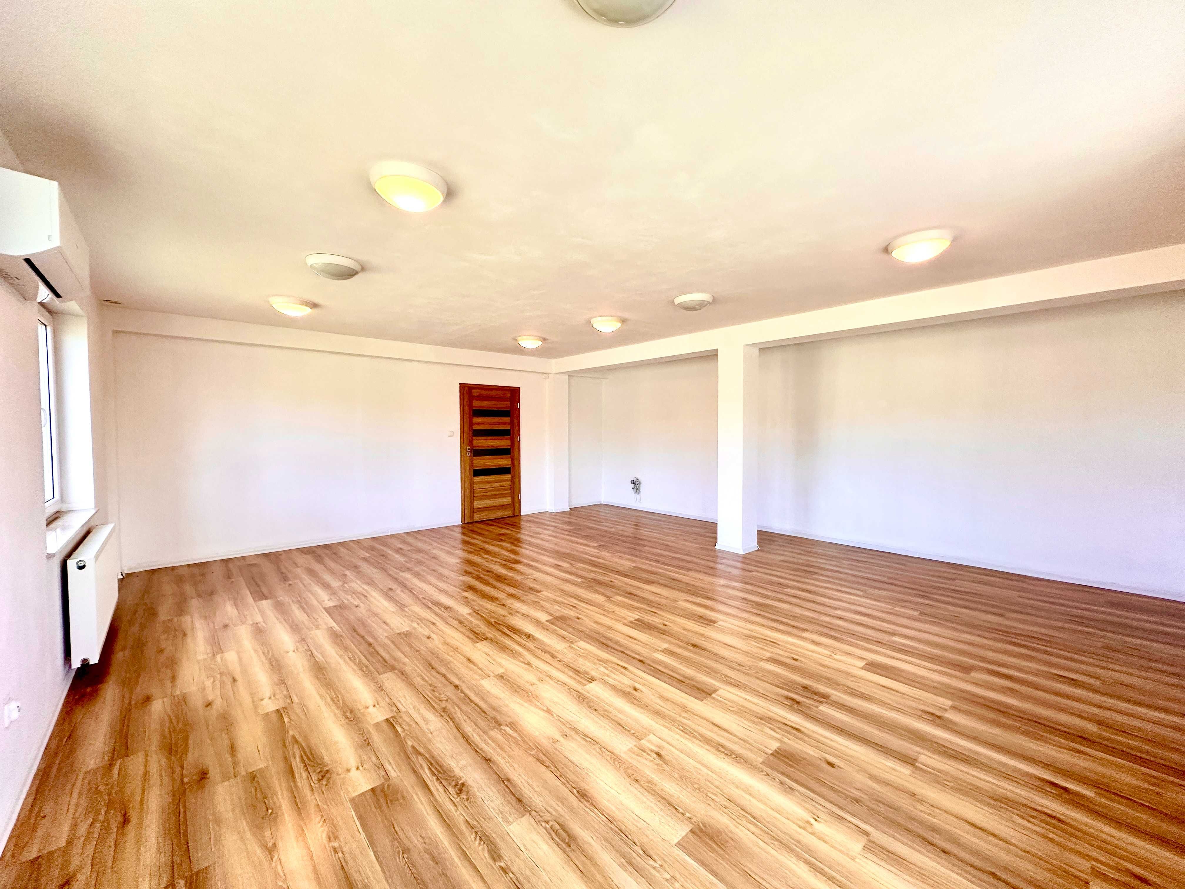 Lokal do wynajęcia 47,1 m2 - I piętro , klima, doświetlony.