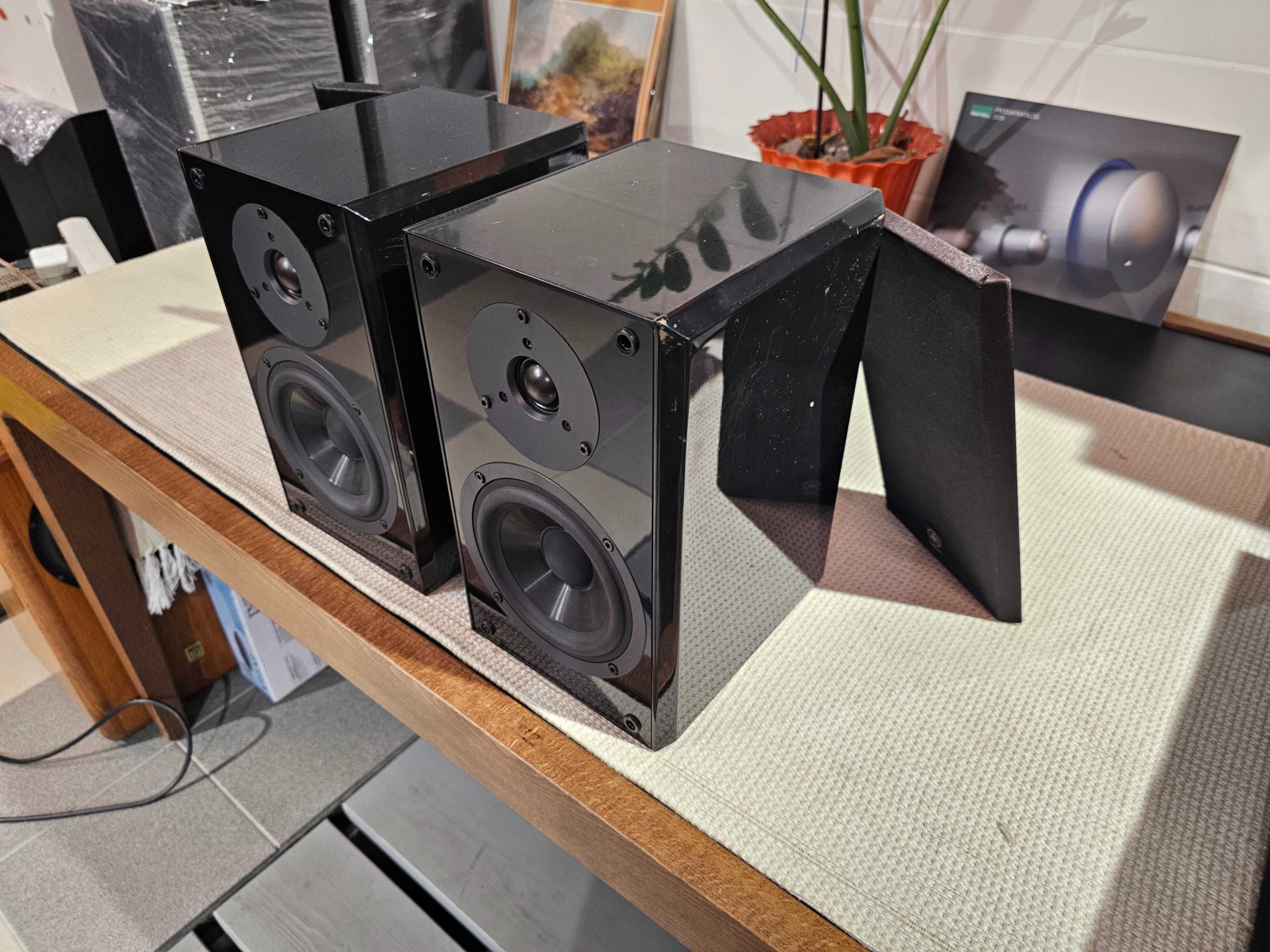Акустика Yamaha NX-E200 60/110 Watt