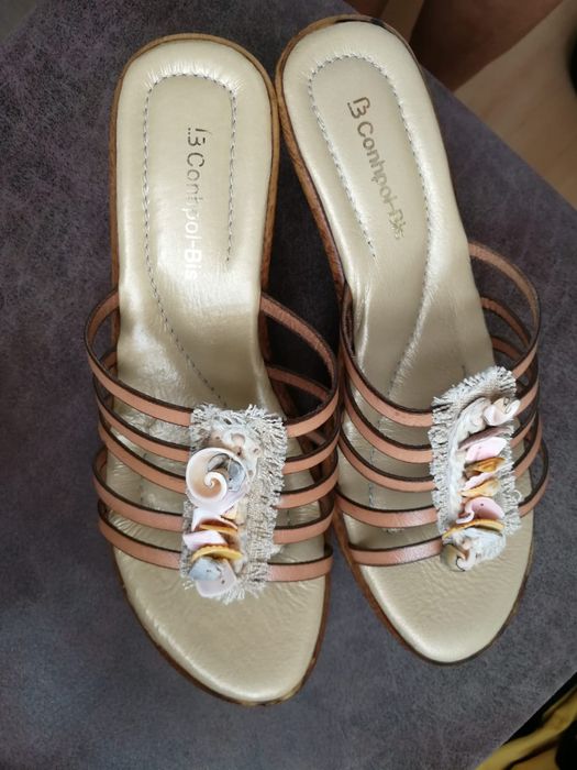 nowe buty klapki 38 na koturnie