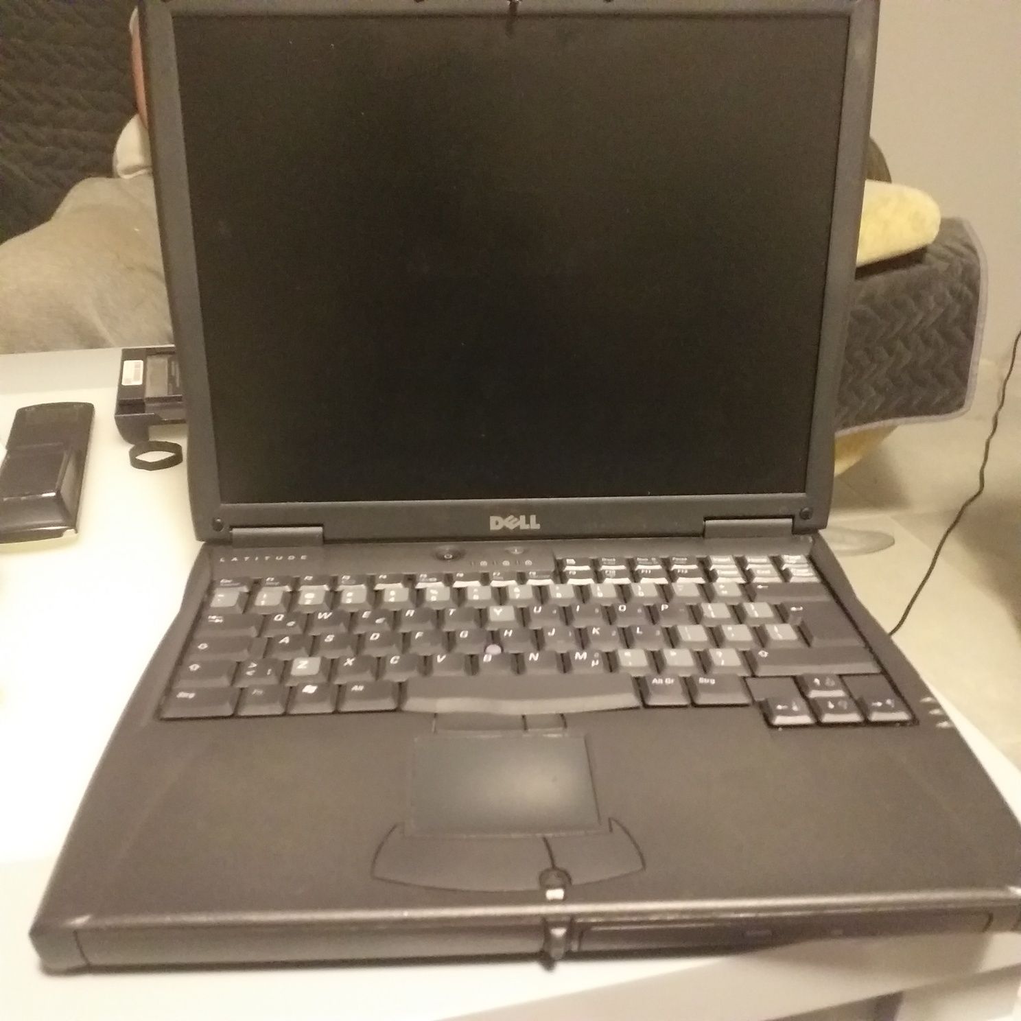 Laptop retro Dell PP01L Latitude c600/c500. Sprawny.