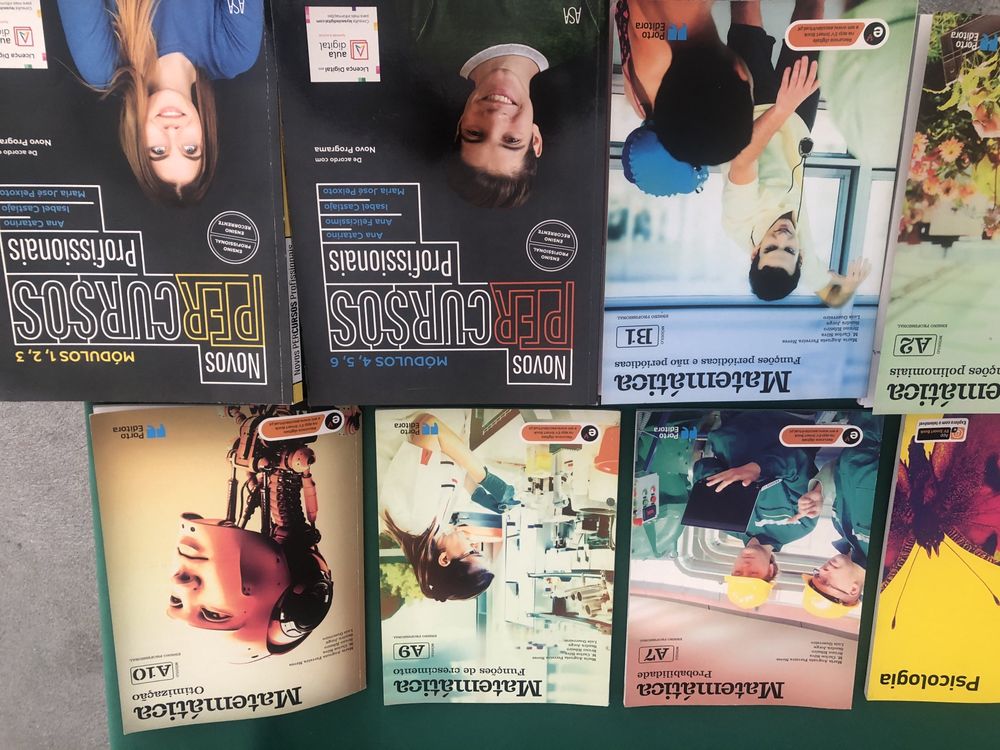 Vendo Livros do curso de desporto