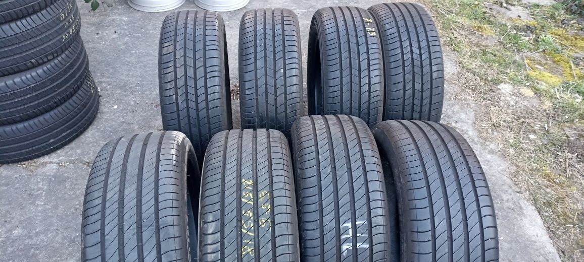 Opony letnie 215 55.18 95H kumho 2022r. 7.3-7 mm