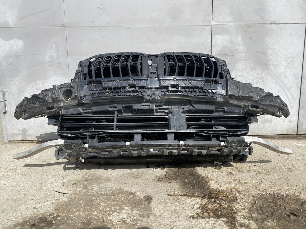 Касета радіаторів Bmw 430 2021-2024 G22 G23 жалюзі підсилювач абсорбер