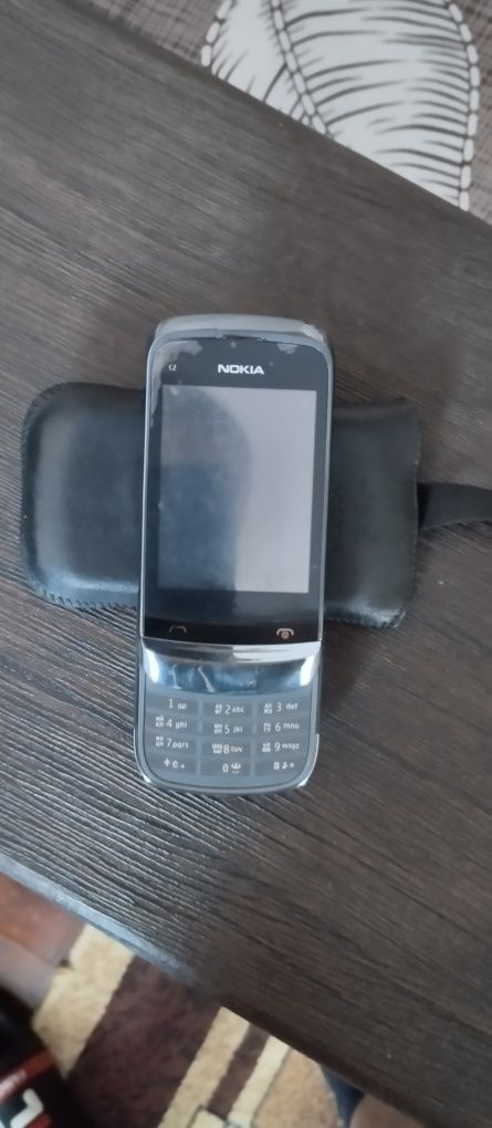 NOKIA С2 с чехлом