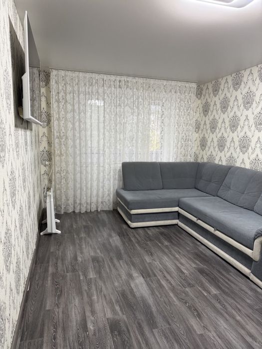 Сдаю в аренду по добово 2-кімнатну квартиру