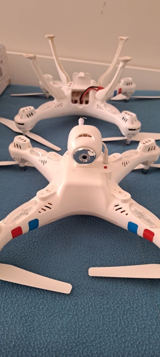 2 Drones Syma X8W FPV
