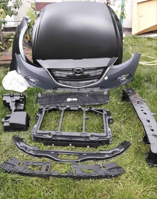 бампер  Mazda 3 Мазда 3 2014-2018