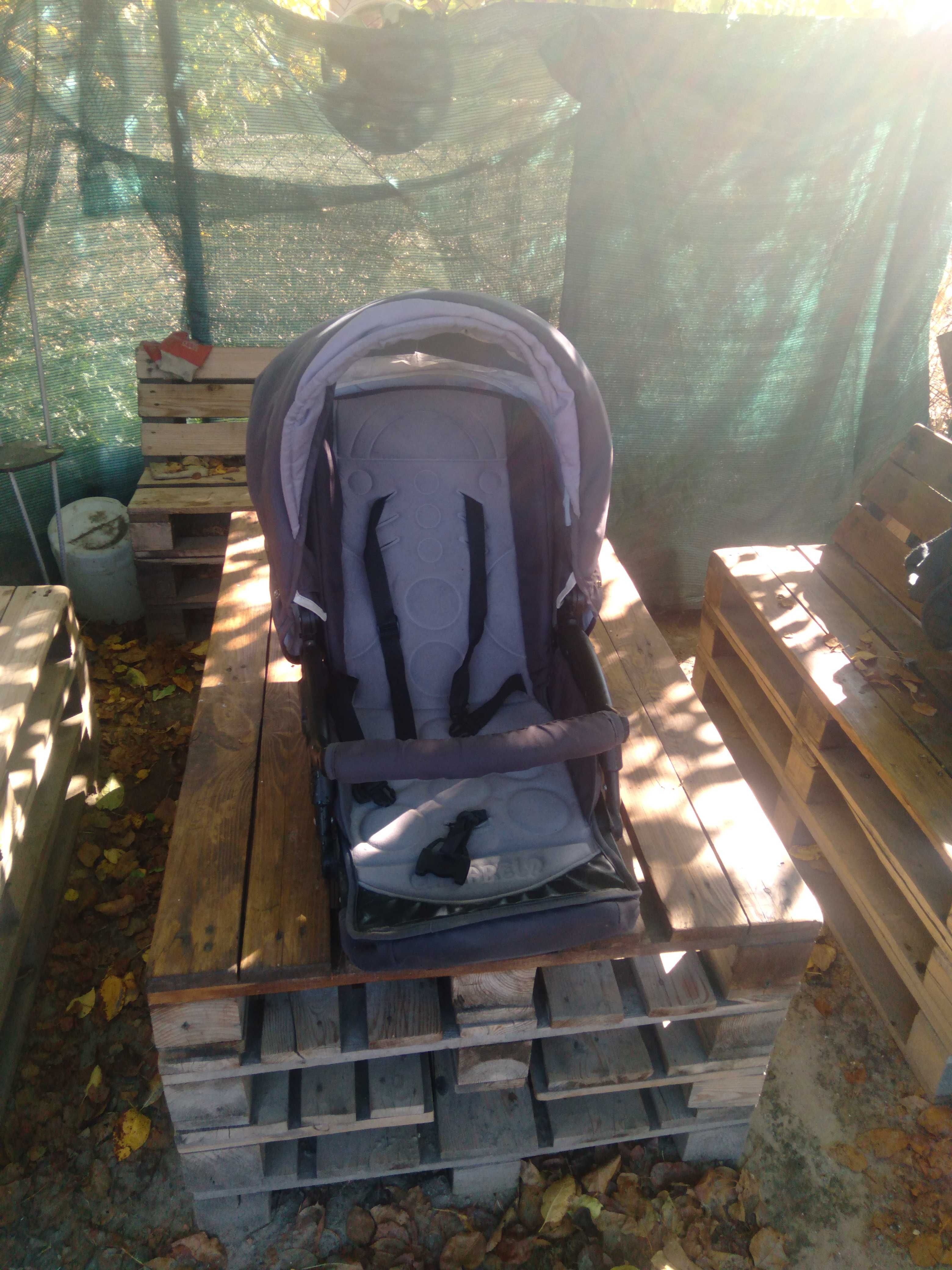 Продам дитячу коляску 2в1