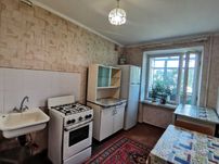 33345 Продам 3к квартиру на Виставці , цегла , 9ти поверхівка