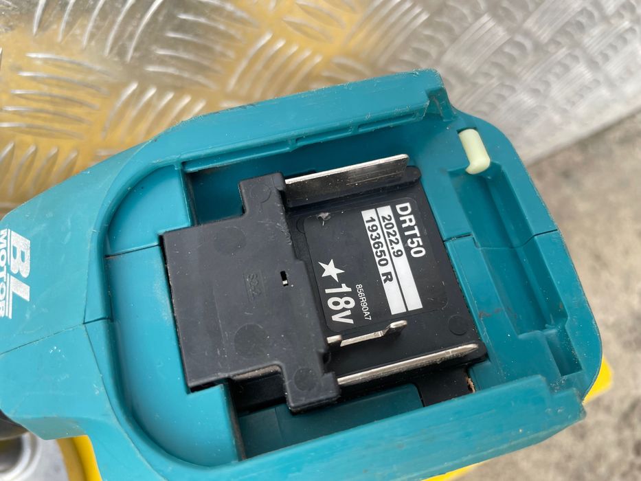 Makita DRT50/фрезер акумуляторний макіта 18в