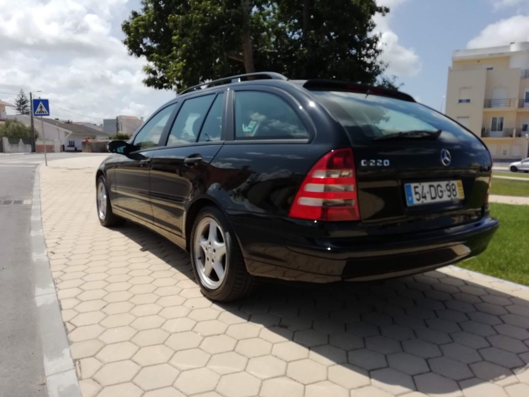 Mercedes C220 cdi (150cv) Dezembro 2004
