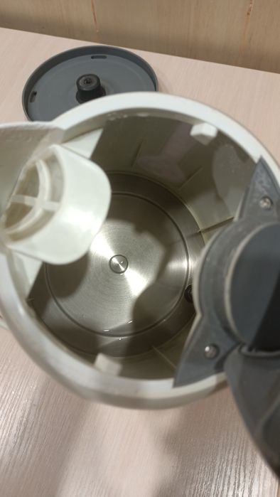 Электрический рабочий чайник